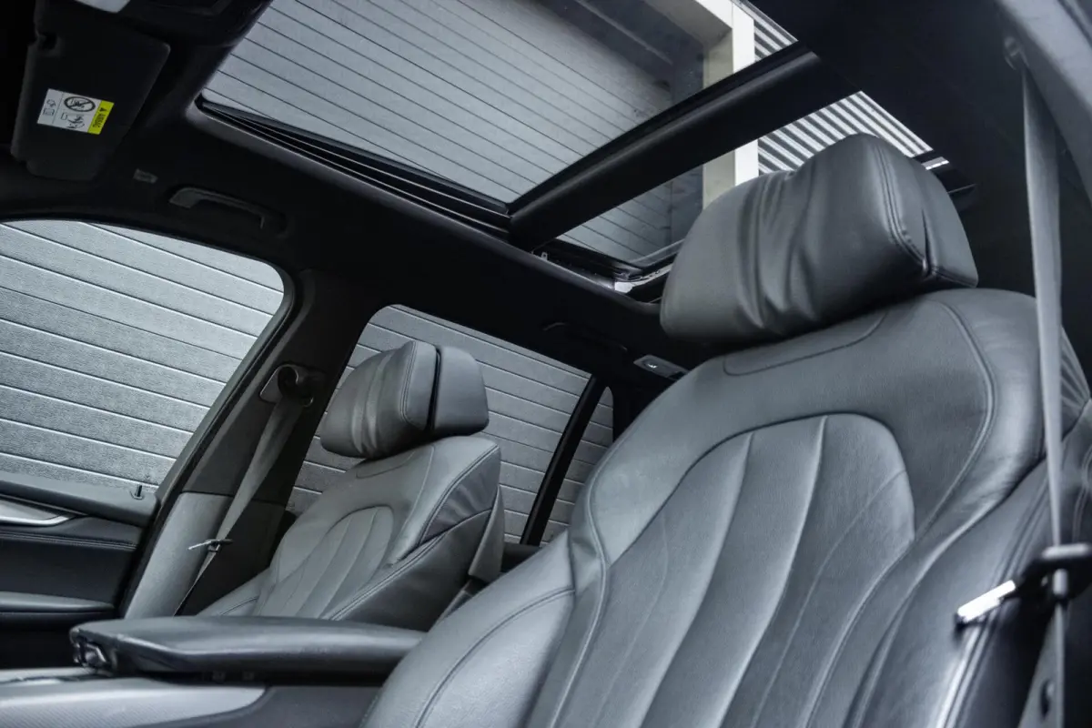 xDrive40e M-Sport | PANO | COMFORTZETELS | SOFTCLOSE | HARMAN&KARDON | MEMORY | FULL OPTION