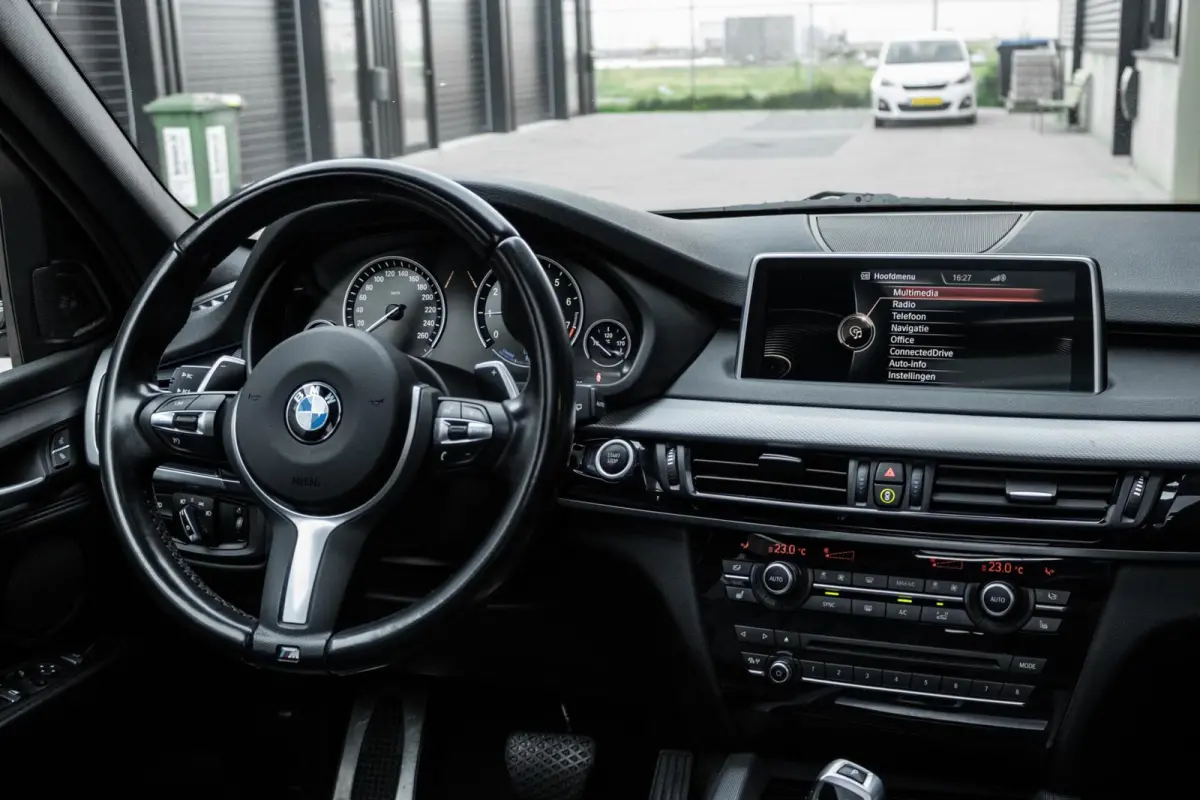 xDrive40e M-Sport | PANO | COMFORTZETELS | SOFTCLOSE | HARMAN&KARDON | MEMORY | FULL OPTION