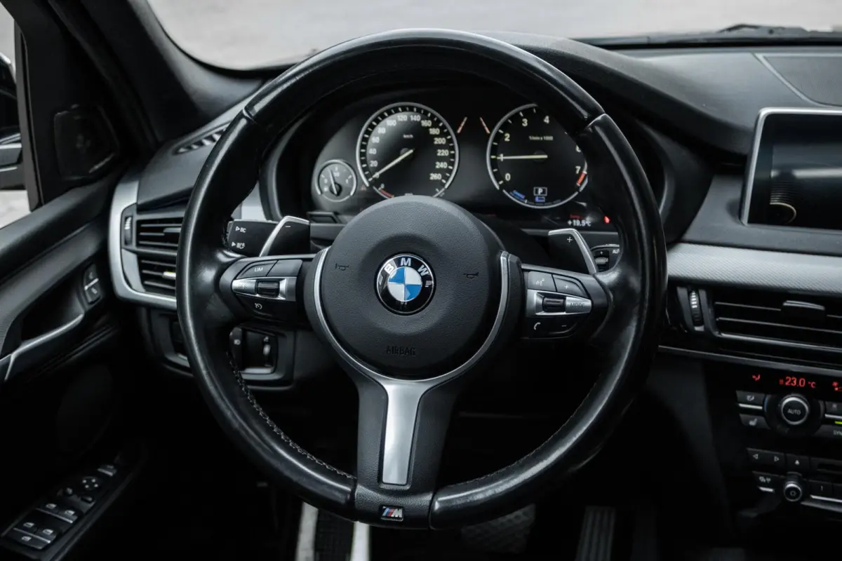xDrive40e M-Sport | PANO | COMFORTZETELS | SOFTCLOSE | HARMAN&KARDON | MEMORY | FULL OPTION