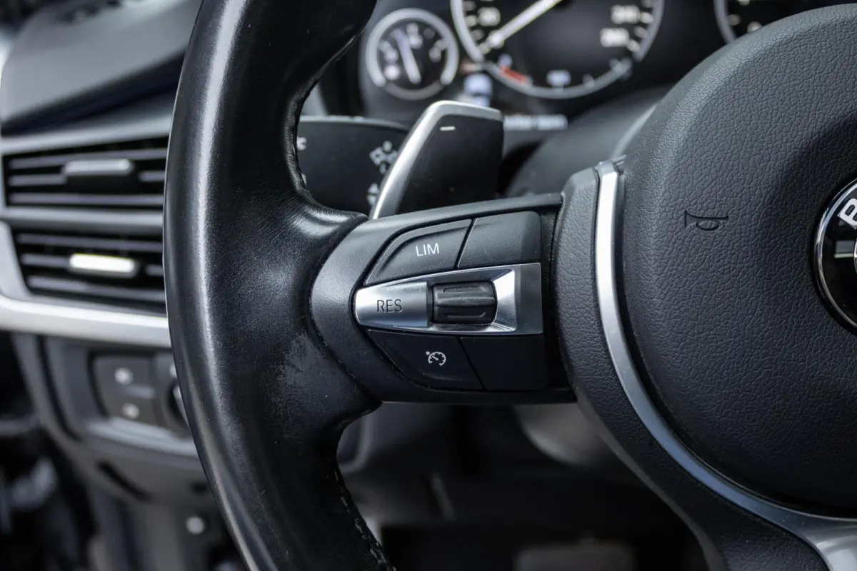 xDrive40e M-Sport | PANO | COMFORTZETELS | SOFTCLOSE | HARMAN&KARDON | MEMORY | FULL OPTION