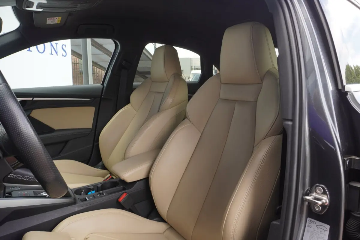 30 TFSI S edition / Volleder / 1EIG / Led / Virtual / 18"LMV / Privacy-Glass / stoel-verw. / = DEALER ONDH.!!