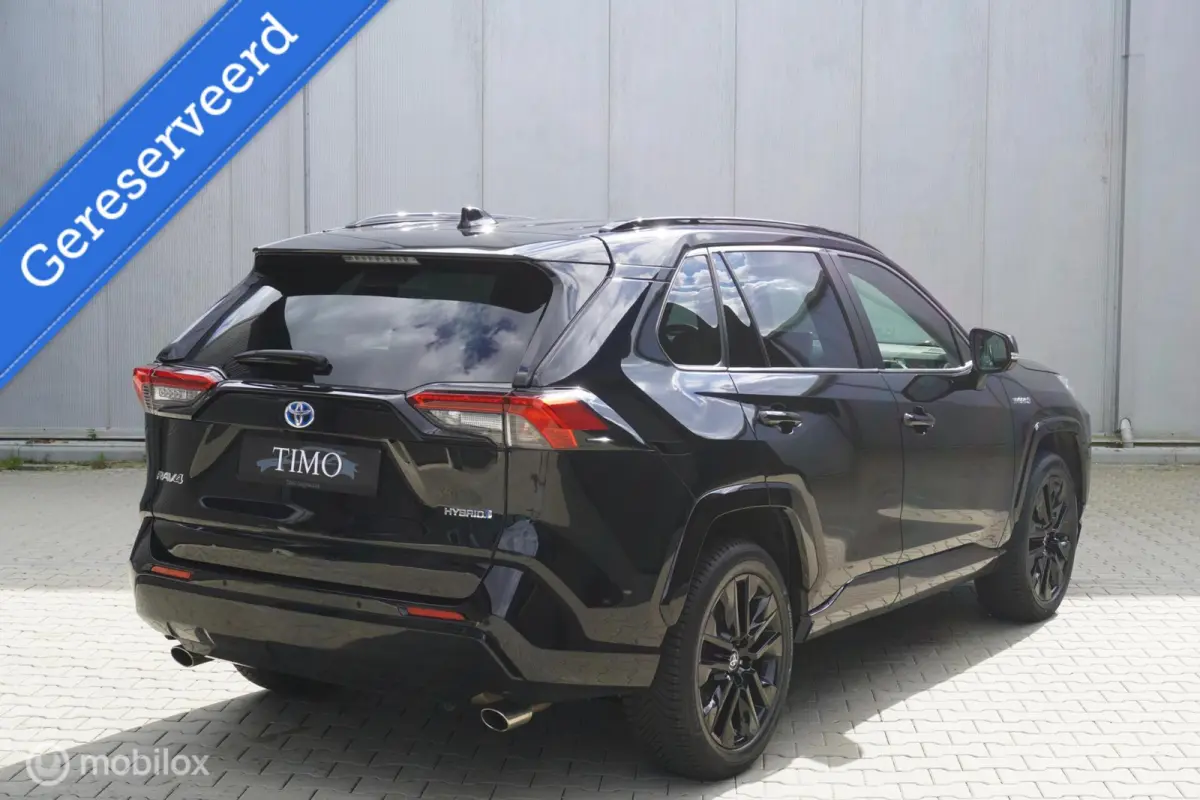 2.5 Hybrid AWD Black Edition