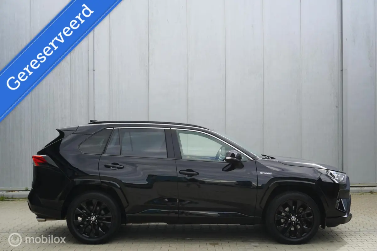 2.5 Hybrid AWD Black Edition