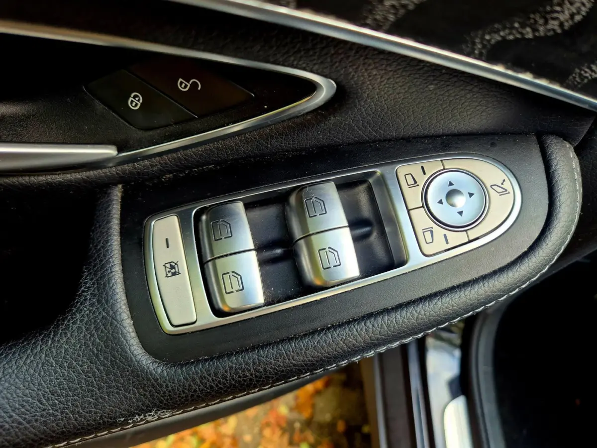 250 4MATIC Edition 1 AMG . Leder . Schuifdak