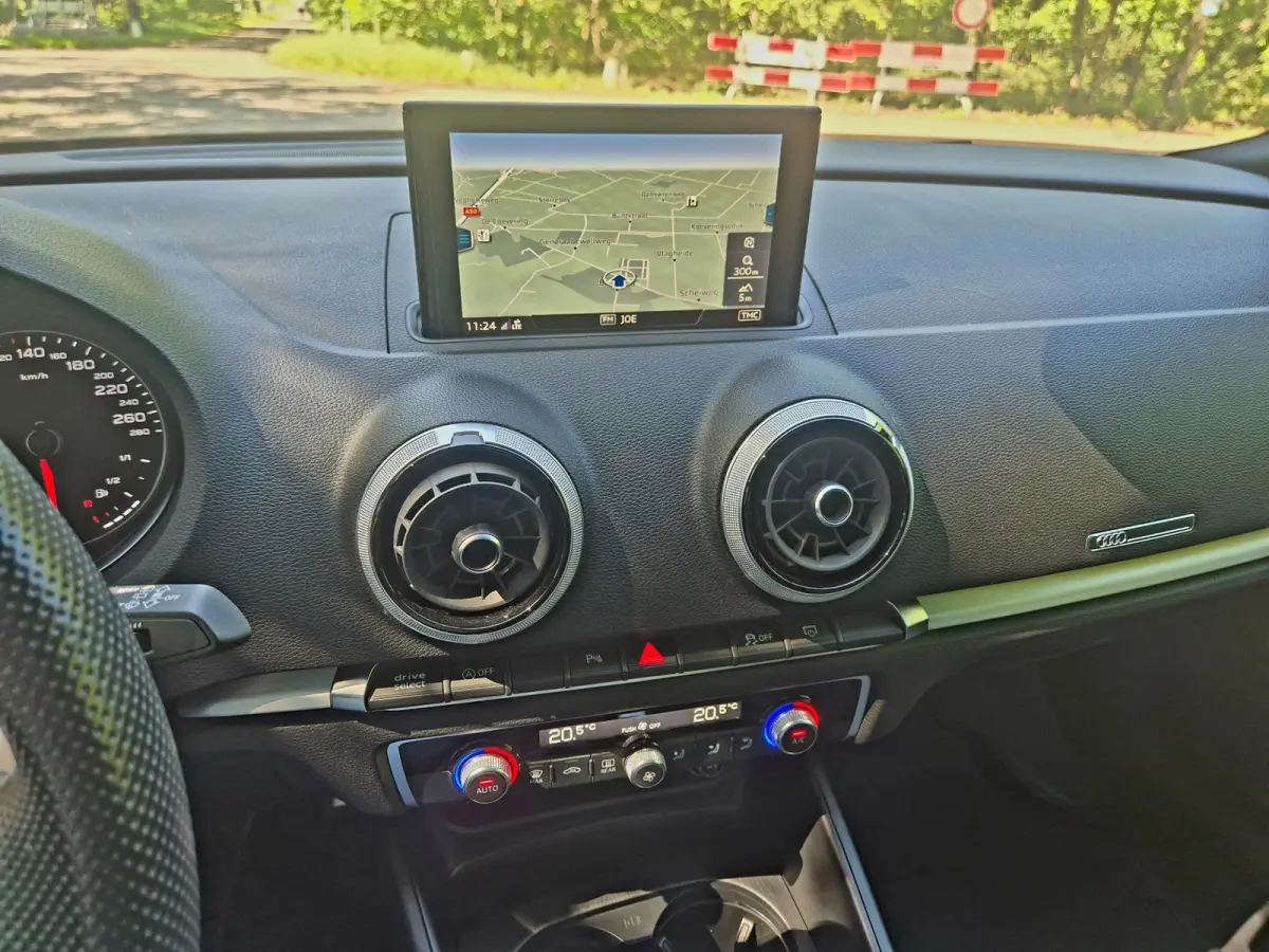 35 TFSI S Line black line . Panoramadak . Matrix .