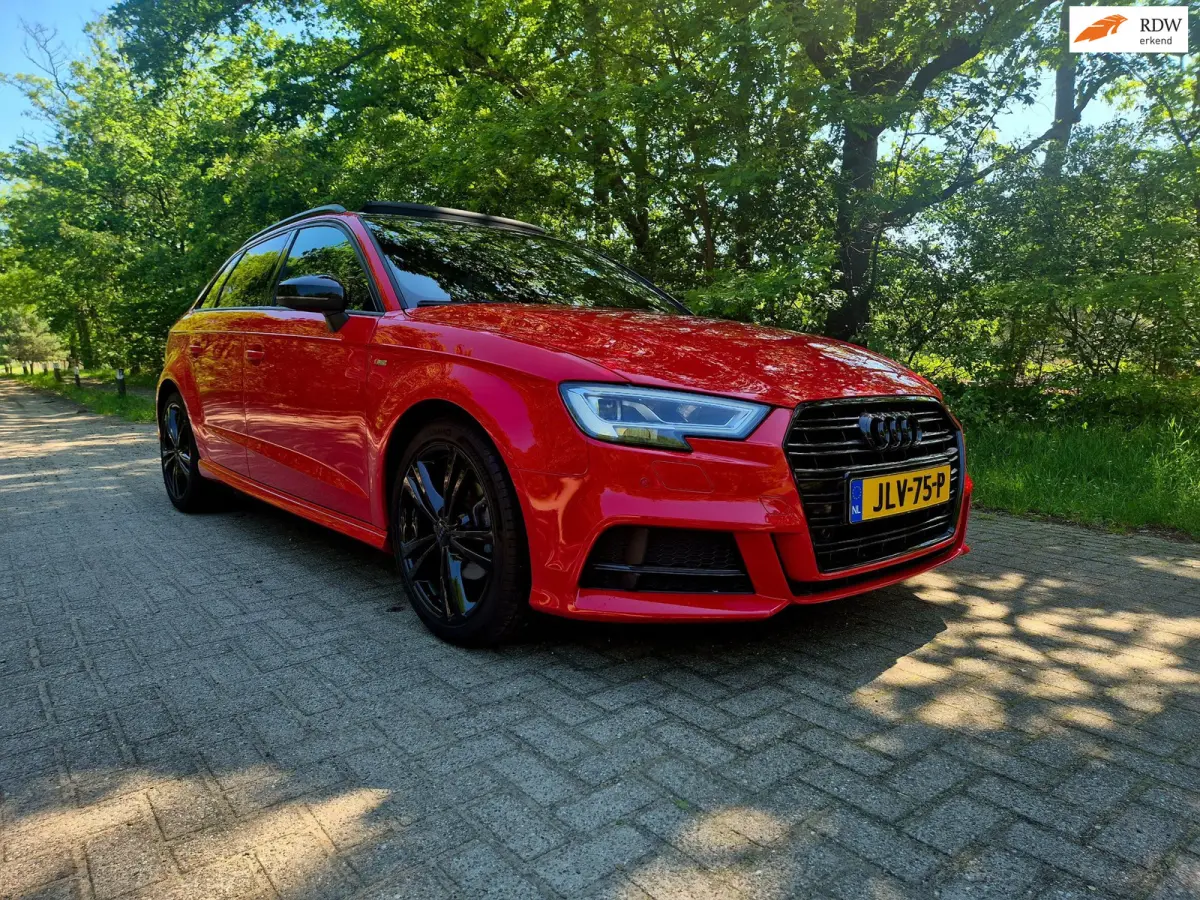 35 TFSI S Line black line . Panoramadak . Matrix .