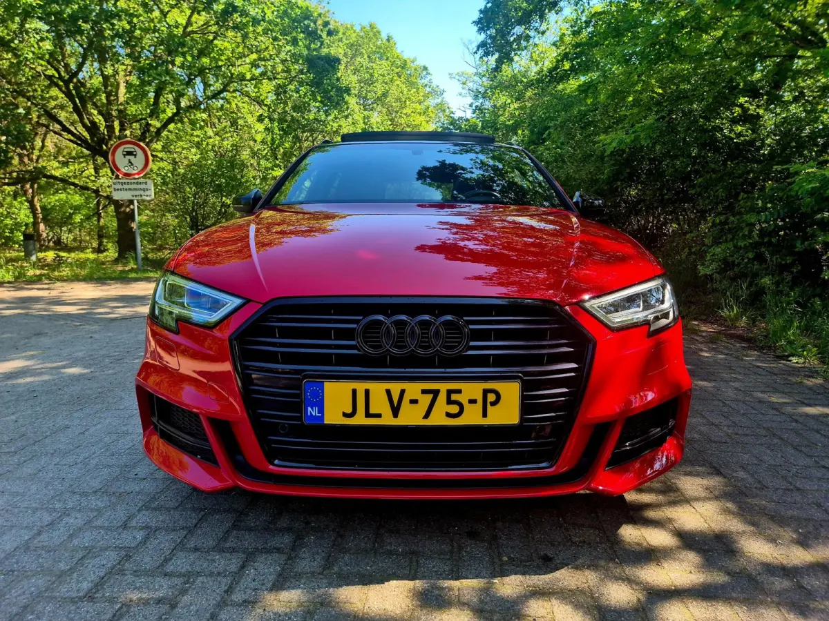 35 TFSI S Line black line . Panoramadak . Matrix .