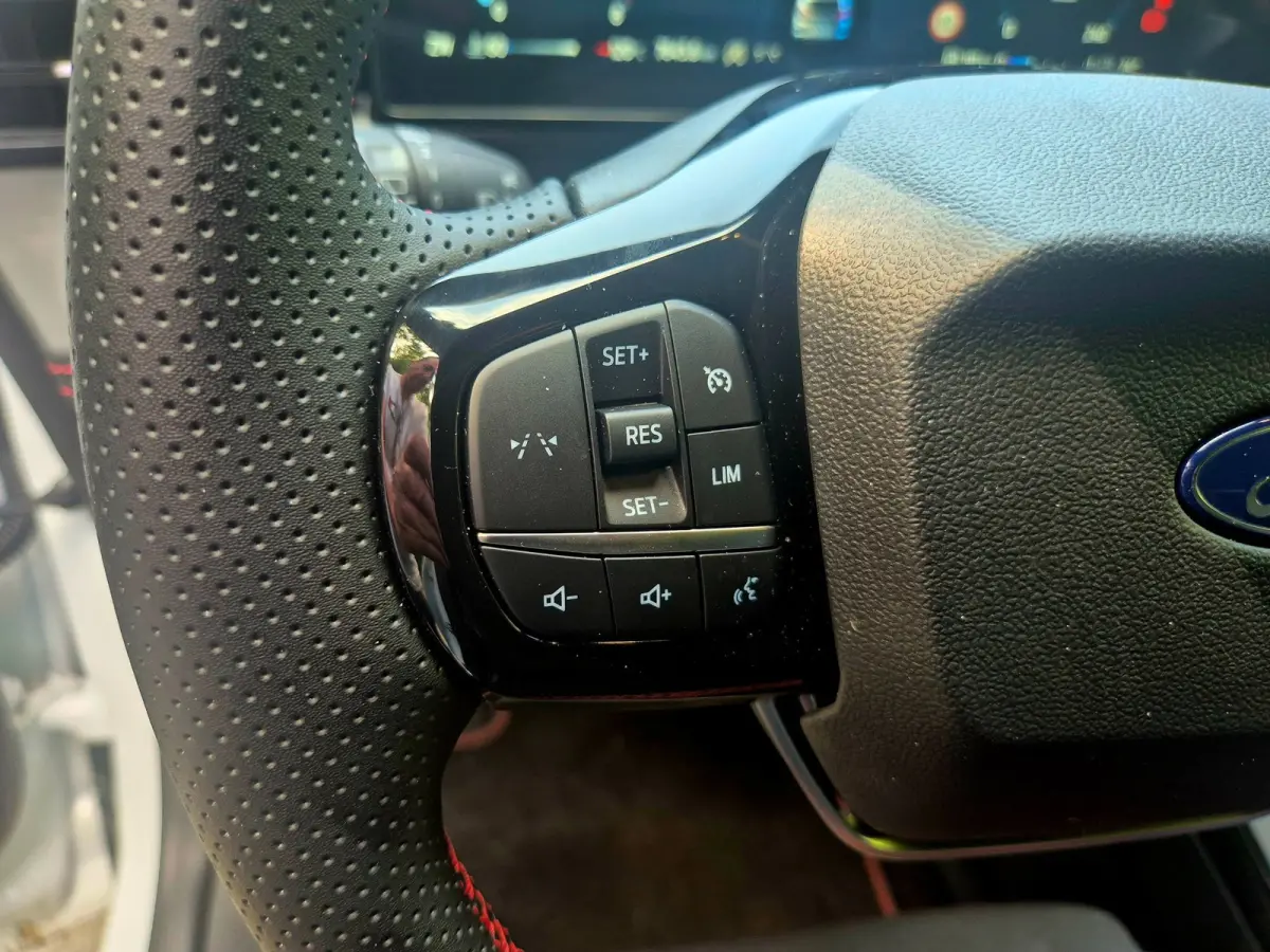 1.0 EcoBoost ST-Line / FORD GARANTIE