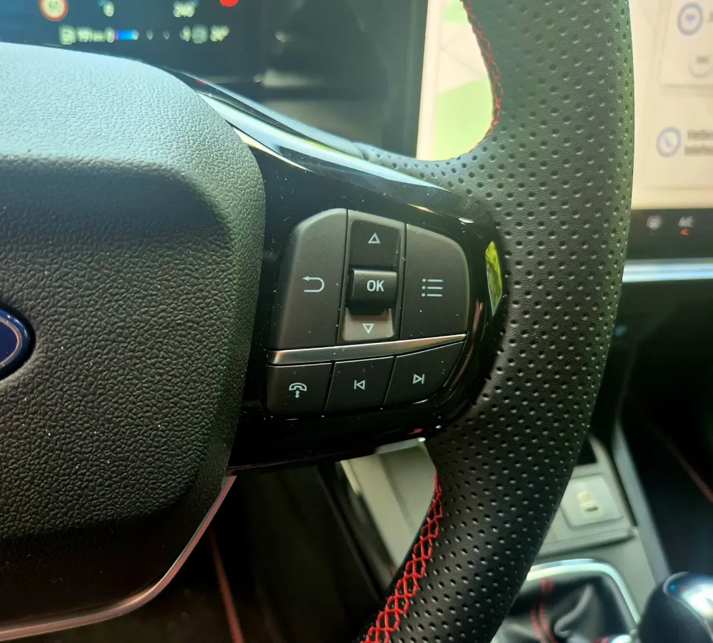 1.0 EcoBoost ST-Line / FORD GARANTIE