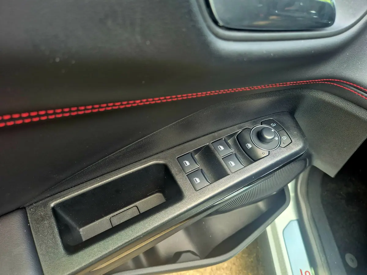 1.0 EcoBoost ST-Line / FORD GARANTIE