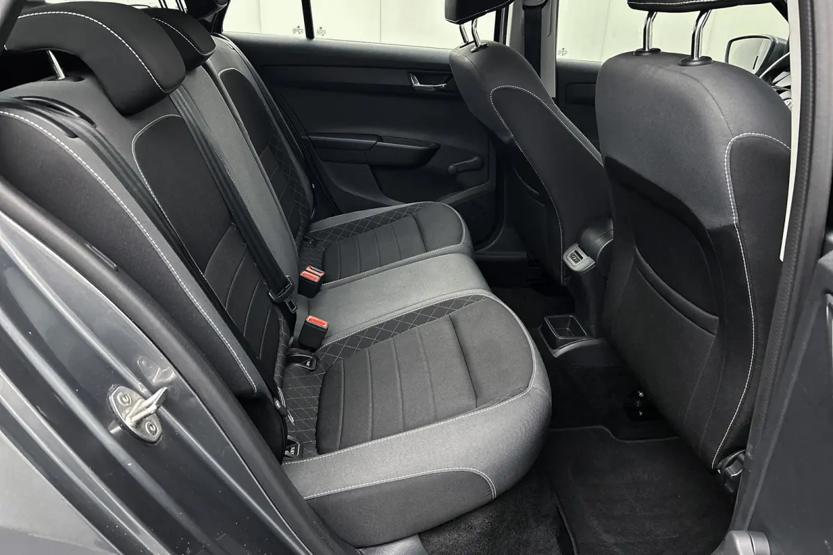 1.0 TSI Ambition | Navigatie | Apple Carplay | Cruise control