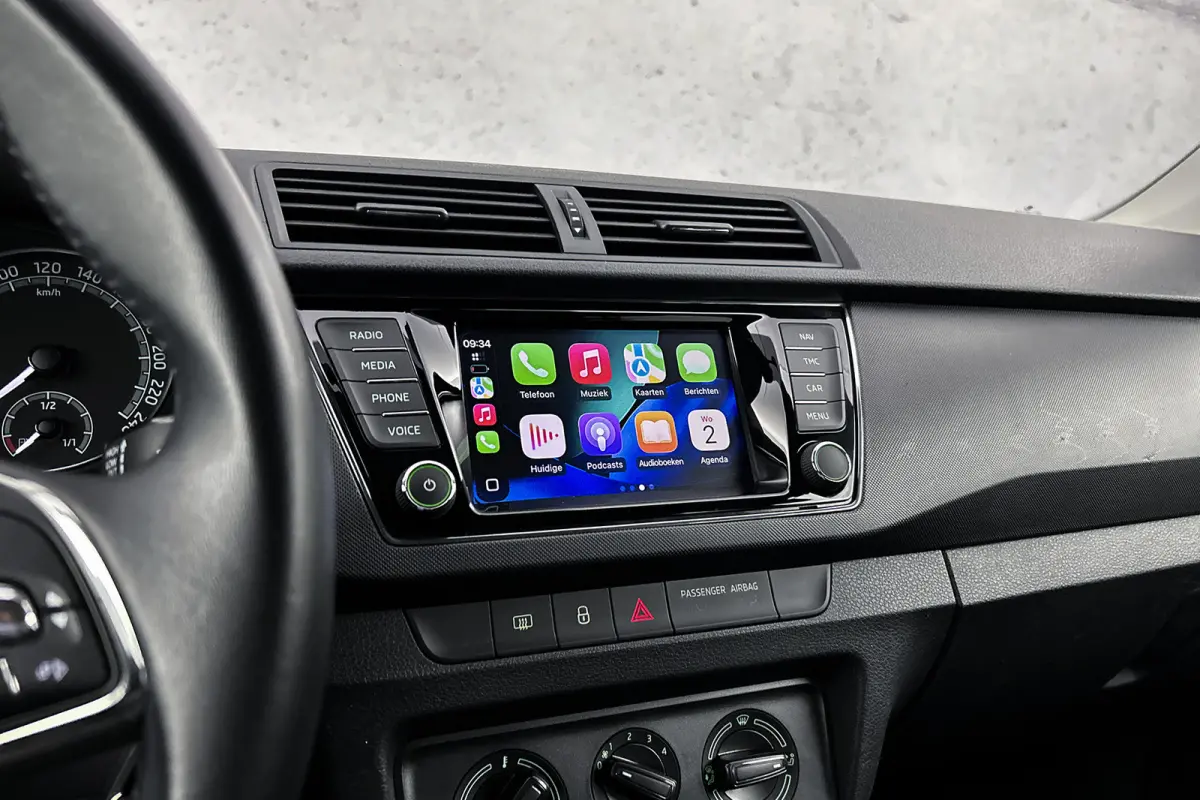 1.0 TSI Ambition | Navigatie | Apple Carplay | Cruise control