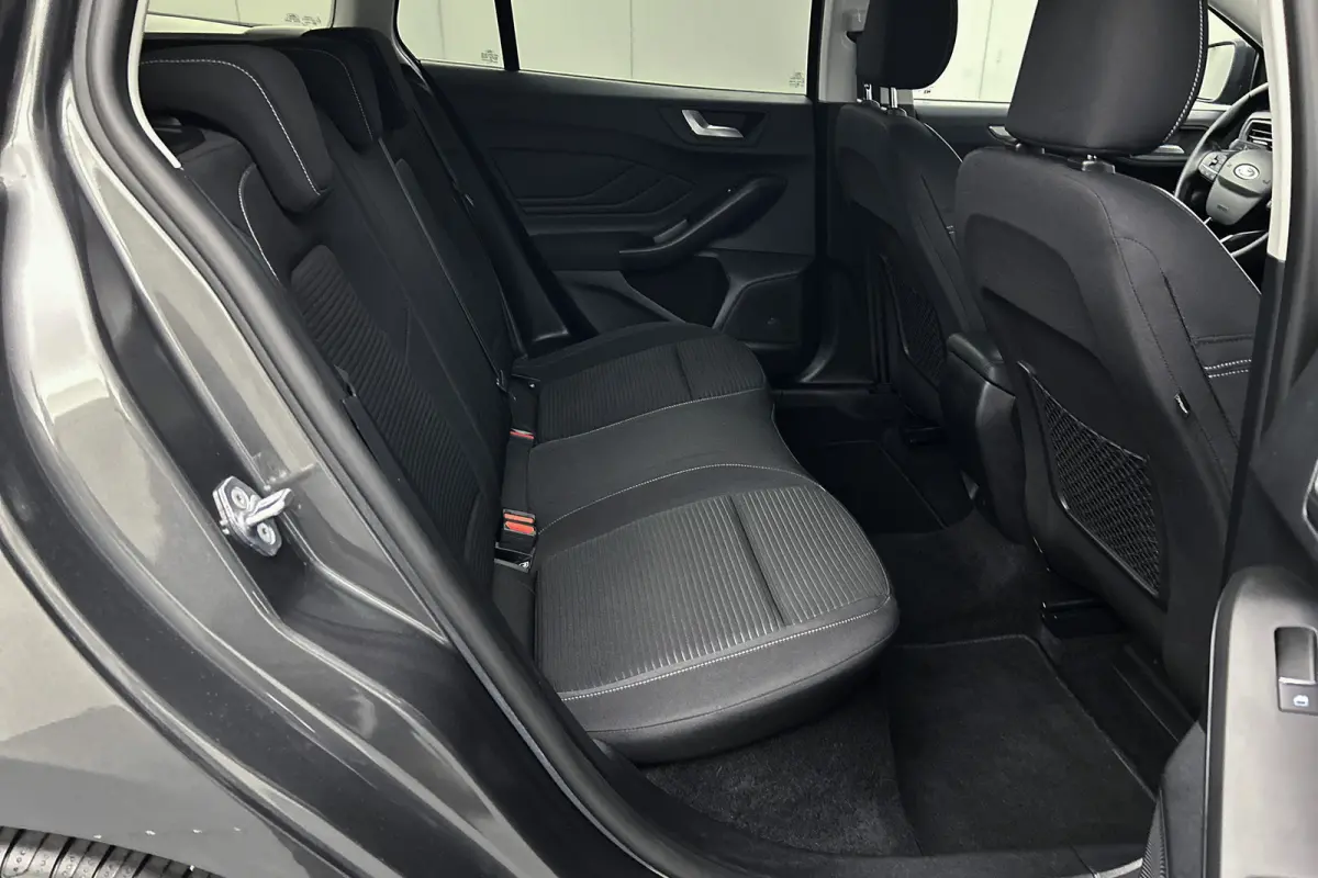 1.0 EcoBoost Hybrid Titanium | LED koplampen | Apple Carplay