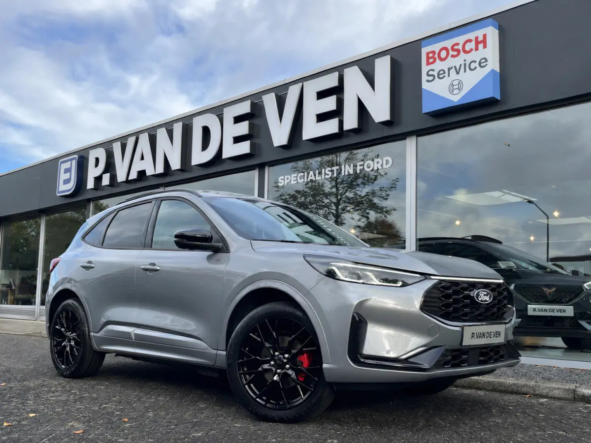 2.5 PHEV ST-Line X Black Package 243pk e-CVT Automaat | Full Options | Black Package | E-Trekhaak | Coast-to-Coast Matrix LED |