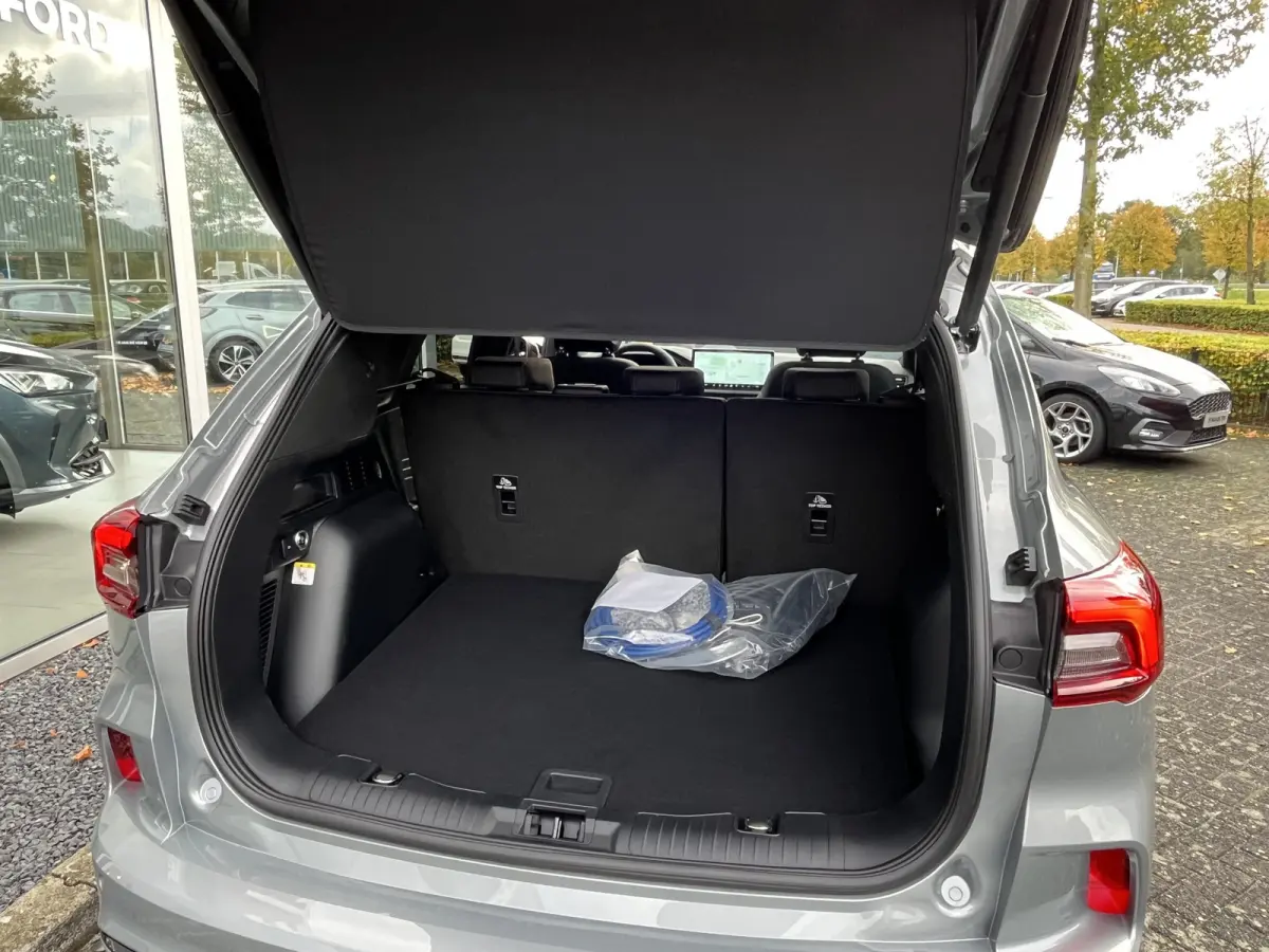 2.5 PHEV ST-Line X Black Package 243pk e-CVT Automaat | Full Options | Black Package | E-Trekhaak | Coast-to-Coast Matrix LED |