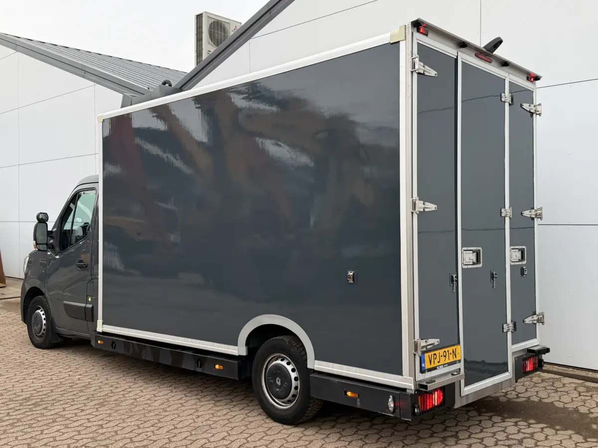 Plancher T35 2.3 DCI 150PK Automaat Bakwagen Airco Cruise Control Camera Parkeersensoren Foodtruck Meubelbak Frietkar Paardenwagen