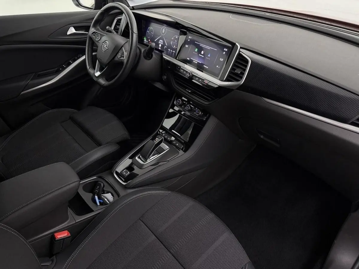 1.6 Turbo 225pk Plug-In Hybrid GS Keyless/El.Klep /CarPlay/Ecc/Led.Matrix/Vc/Agr