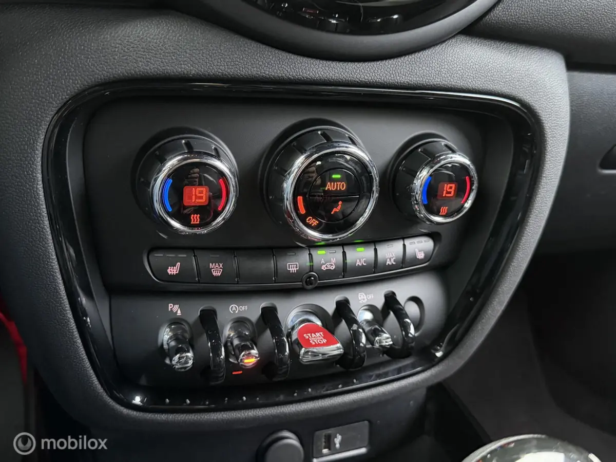 1.5 One Chili / Automaat / LED / Navi