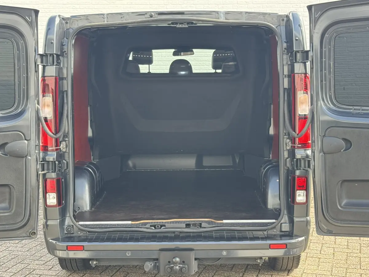 2.0 dCi 170 T29 L2H1 DC Luxe Trekhaak Camera Led Verwarmde stoelen CarPlay