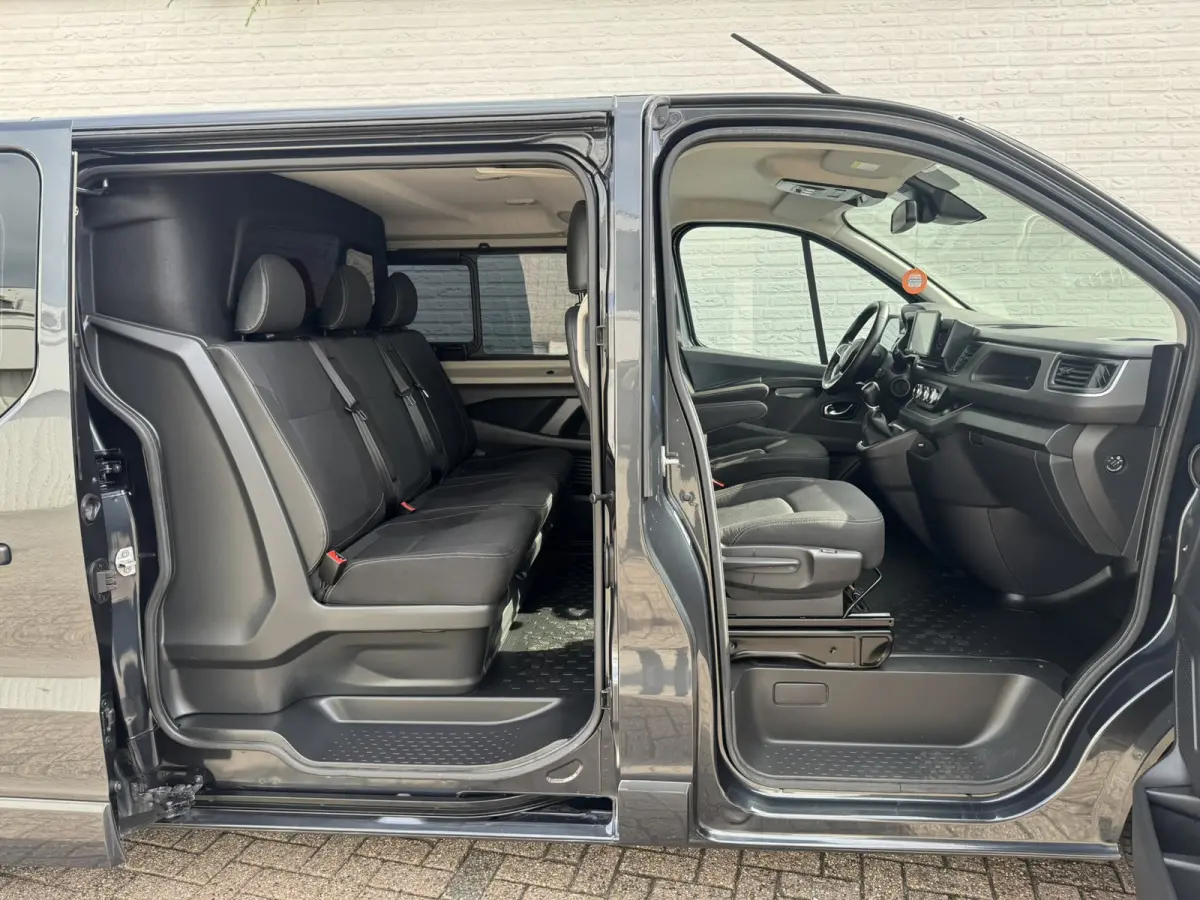 2.0 dCi 170 T29 L2H1 DC Luxe Trekhaak Camera Led Verwarmde stoelen CarPlay