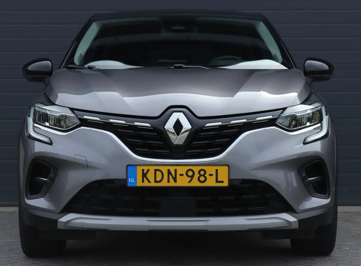 1.6 E-Tech Plug-in Hybrid / Carplay / Camera