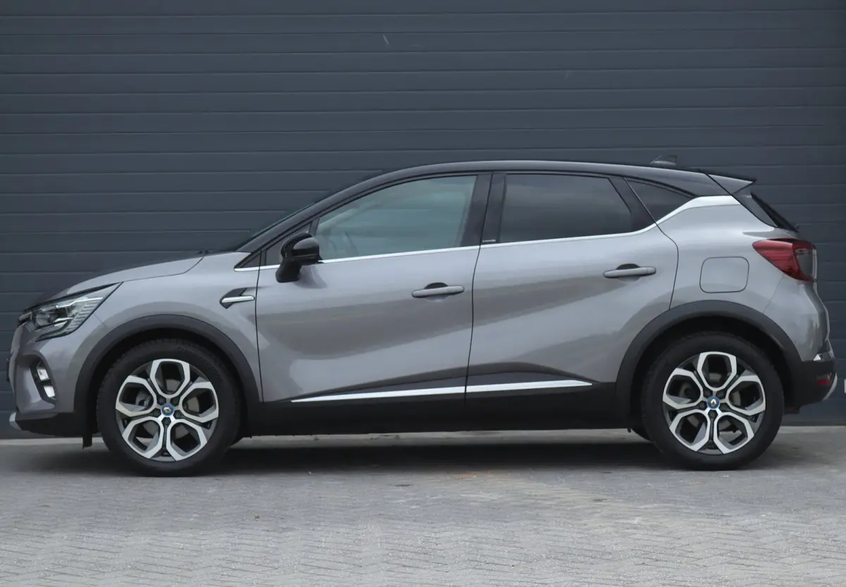 1.6 E-Tech Plug-in Hybrid / Carplay / Camera