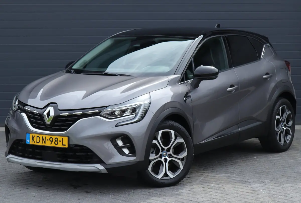 1.6 E-Tech Plug-in Hybrid / Carplay / Camera