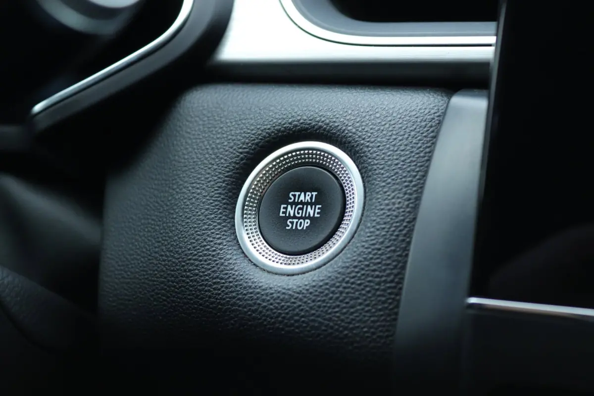 1.6 E-Tech Plug-in Hybrid / Carplay / Camera