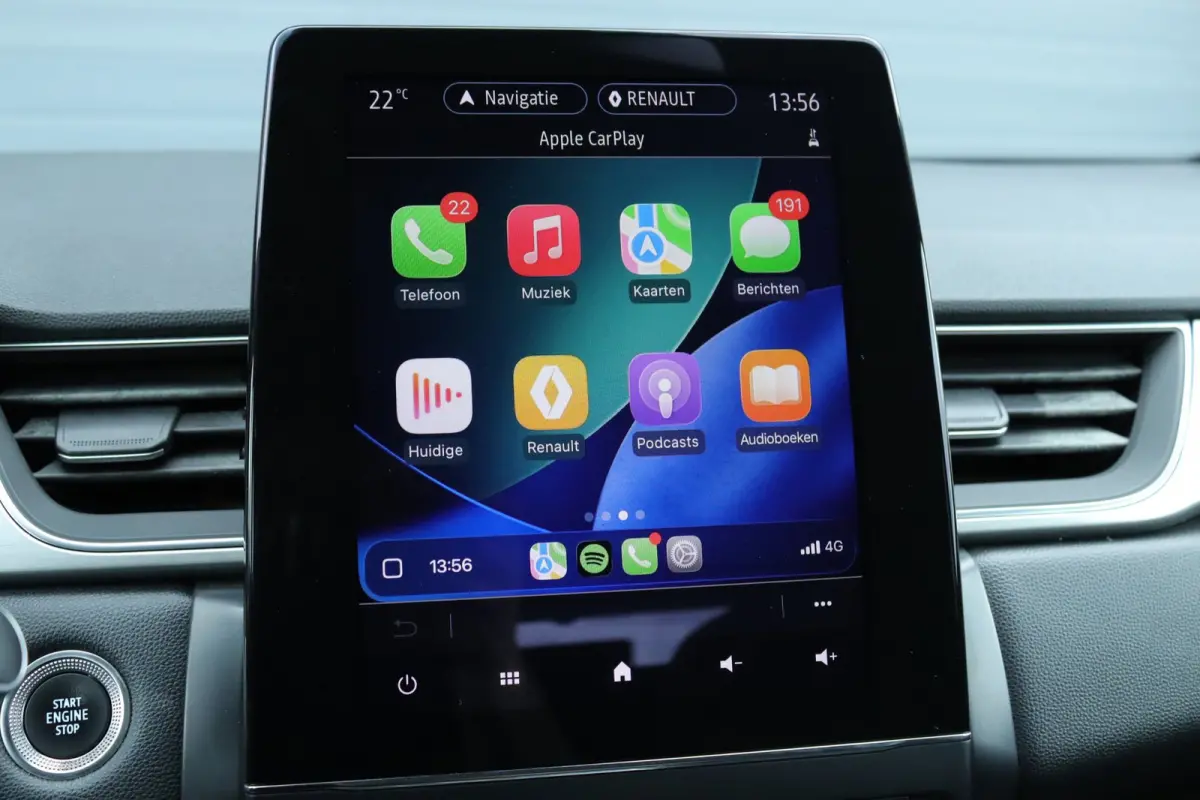 1.6 E-Tech Plug-in Hybrid / Carplay / Camera