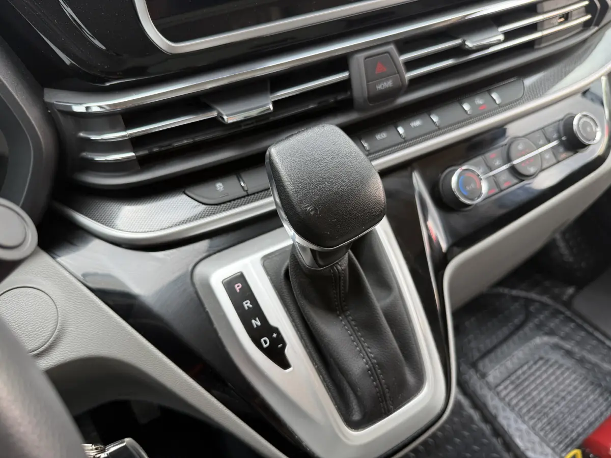 65kWh 204PK Elektrisch! 171km WLTP Elektrische Bakwagen Achterdeuren Airco ACC Carplay Camera Parkeersensoren Voor Meubelbak Koffer