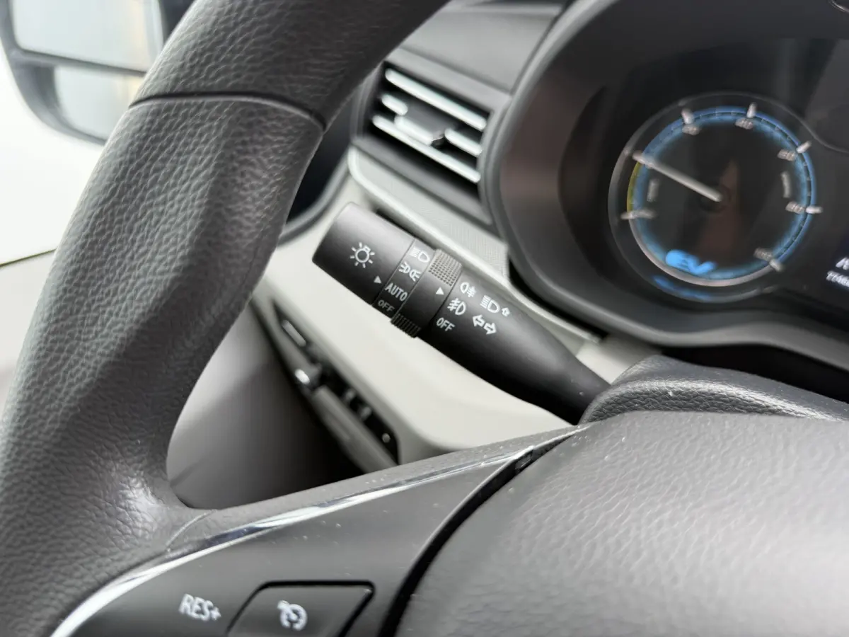 65kWh 204PK Elektrisch! 171km WLTP Elektrische Bakwagen Achterdeuren Airco ACC Carplay Camera Parkeersensoren Voor Meubelbak Koffer