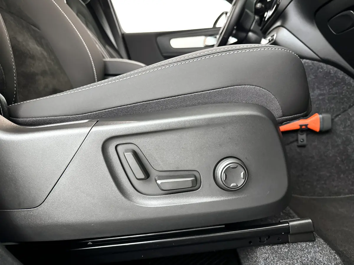 B4 Plus Dark | Panoramadak | Parkeercamera | Harman Kardon | Stoel- en stuurverwarming | Trekhaak