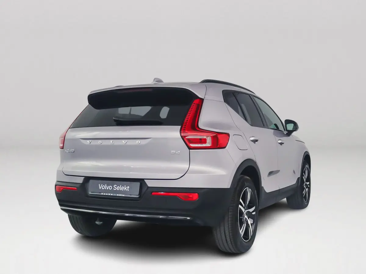 B4 Plus Dark | Panoramadak | Parkeercamera | Harman Kardon | Stoel- en stuurverwarming | Trekhaak