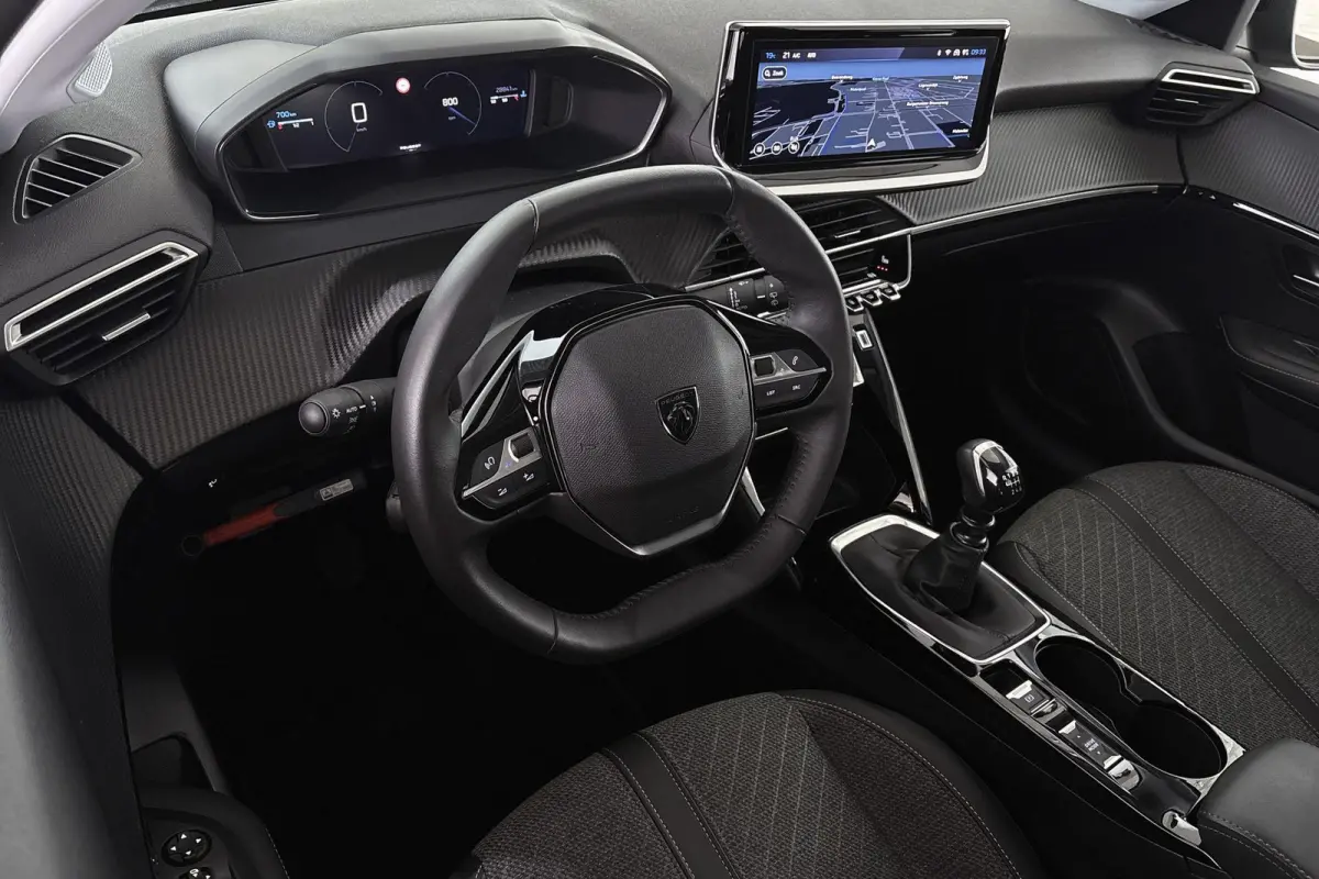 1.2 PureTech 100 Allure Stoelverwarming 360-Camera Dodehoek Apple CarPlay