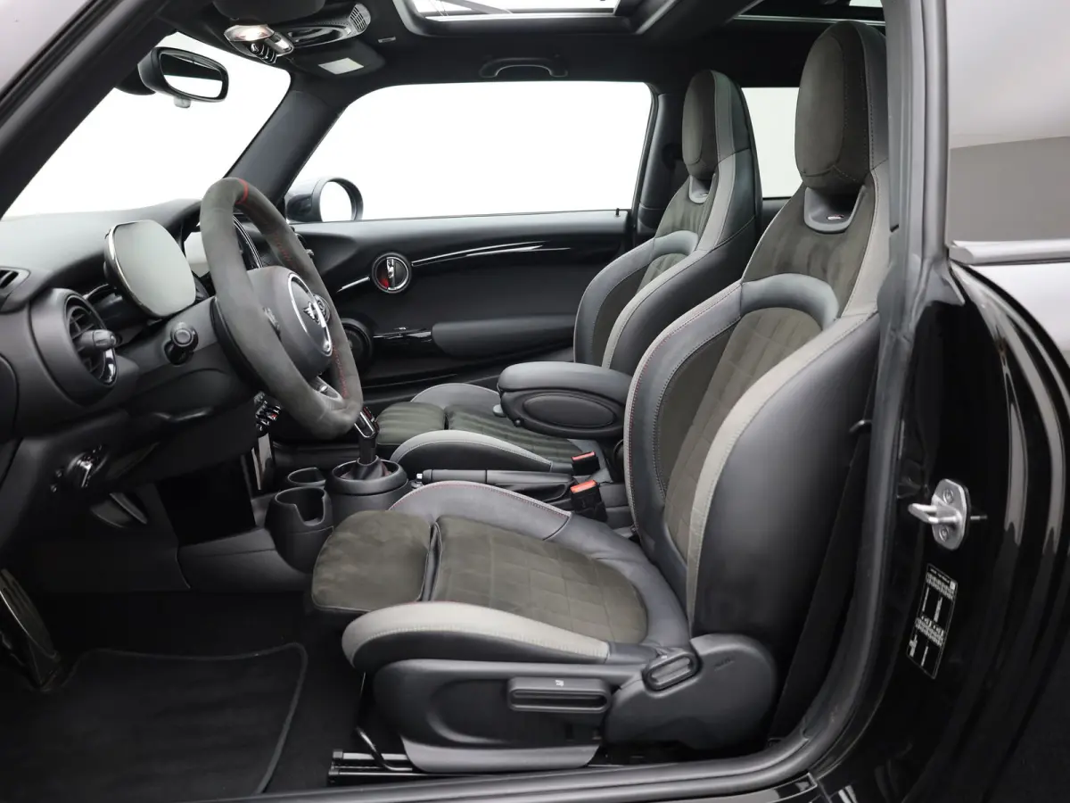 2.0 Cooper S Hammersmith | Pano | Keyless | Camera | Harman/Kardon | JCW | Prijs Rijklaar !!