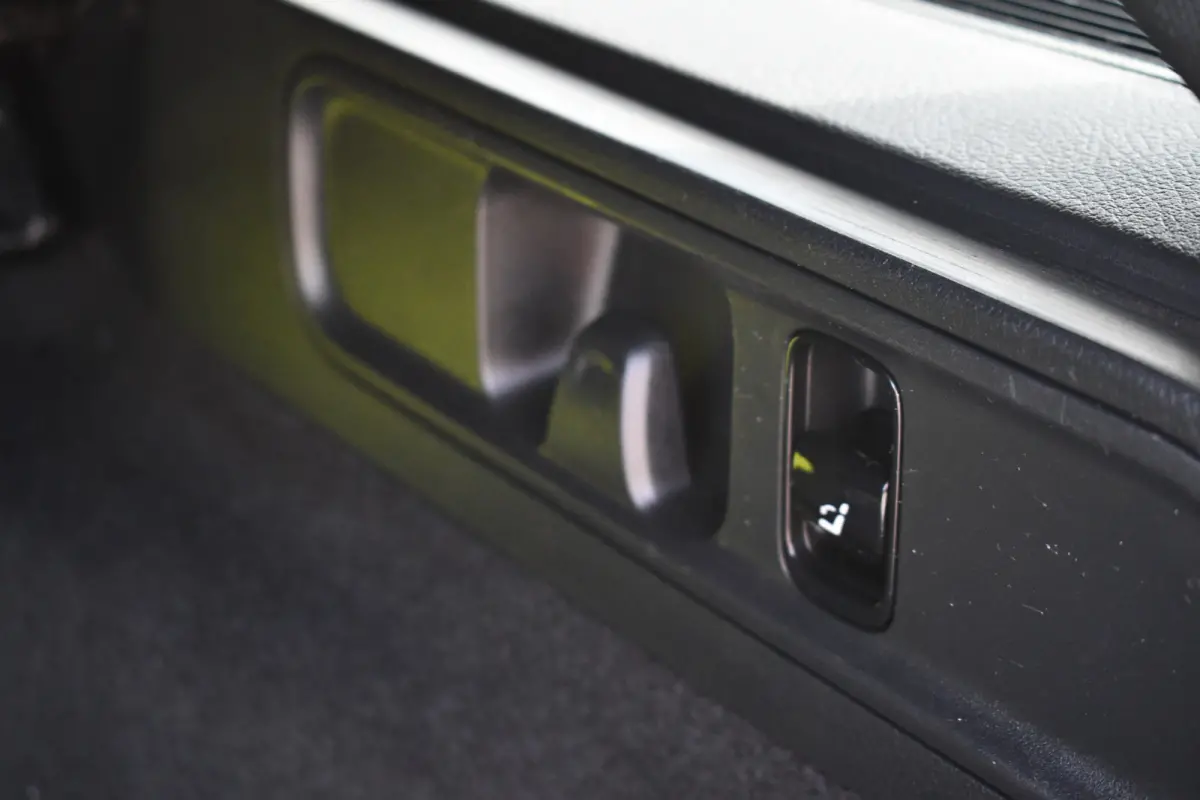 300 e AMG Line Distronic Night Leder laser-LED