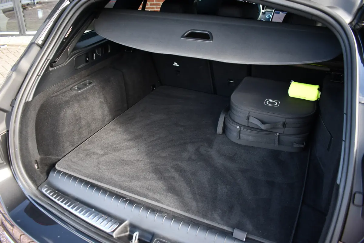 300 e AMG Line Distronic Night Leder laser-LED