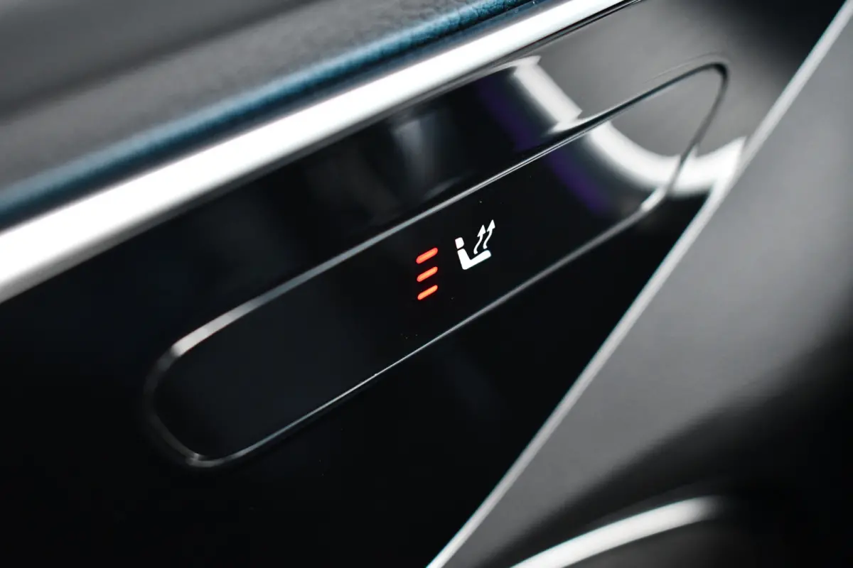300 e AMG Line Distronic Night Leder laser-LED