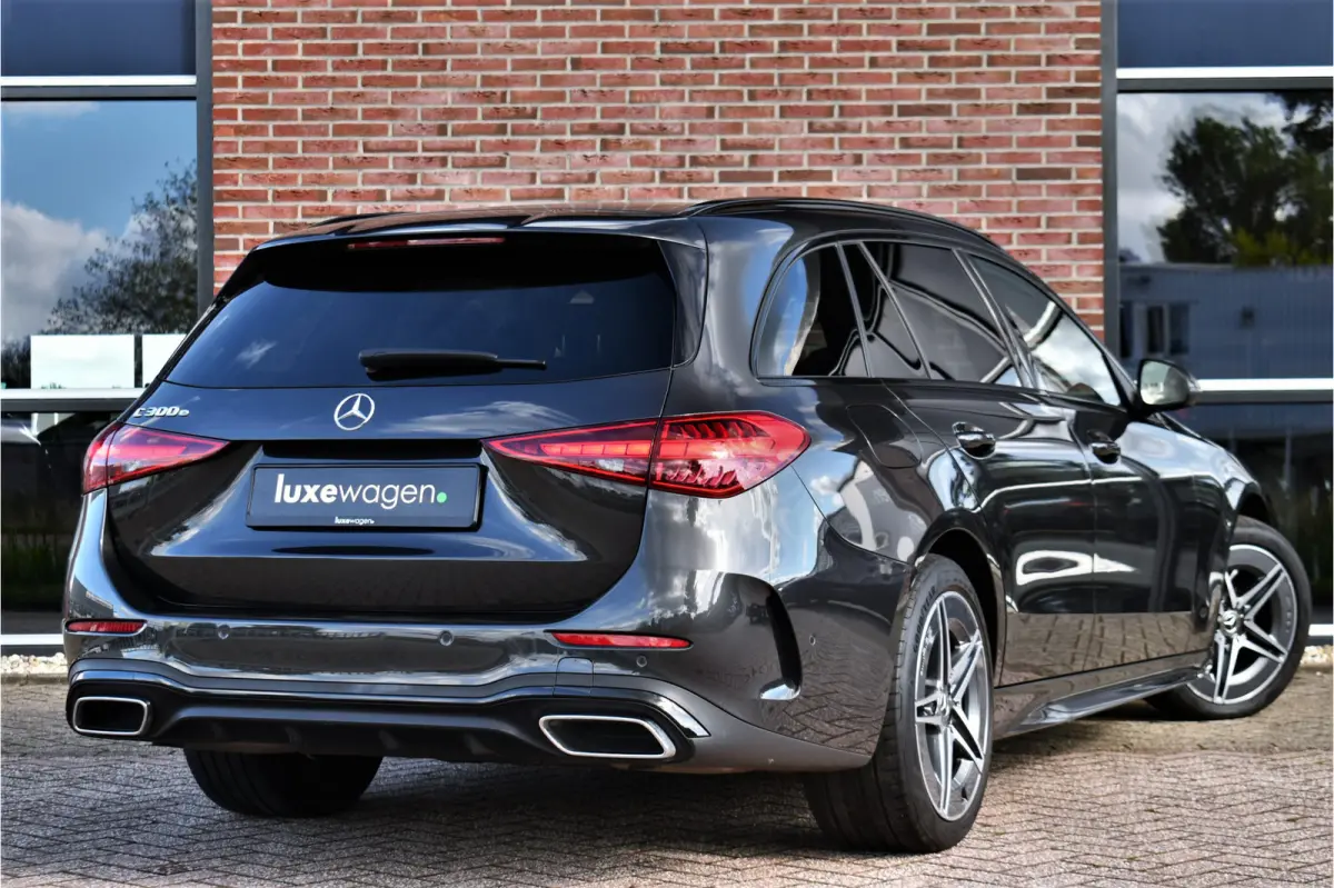 300 e AMG Line Distronic Night Leder laser-LED