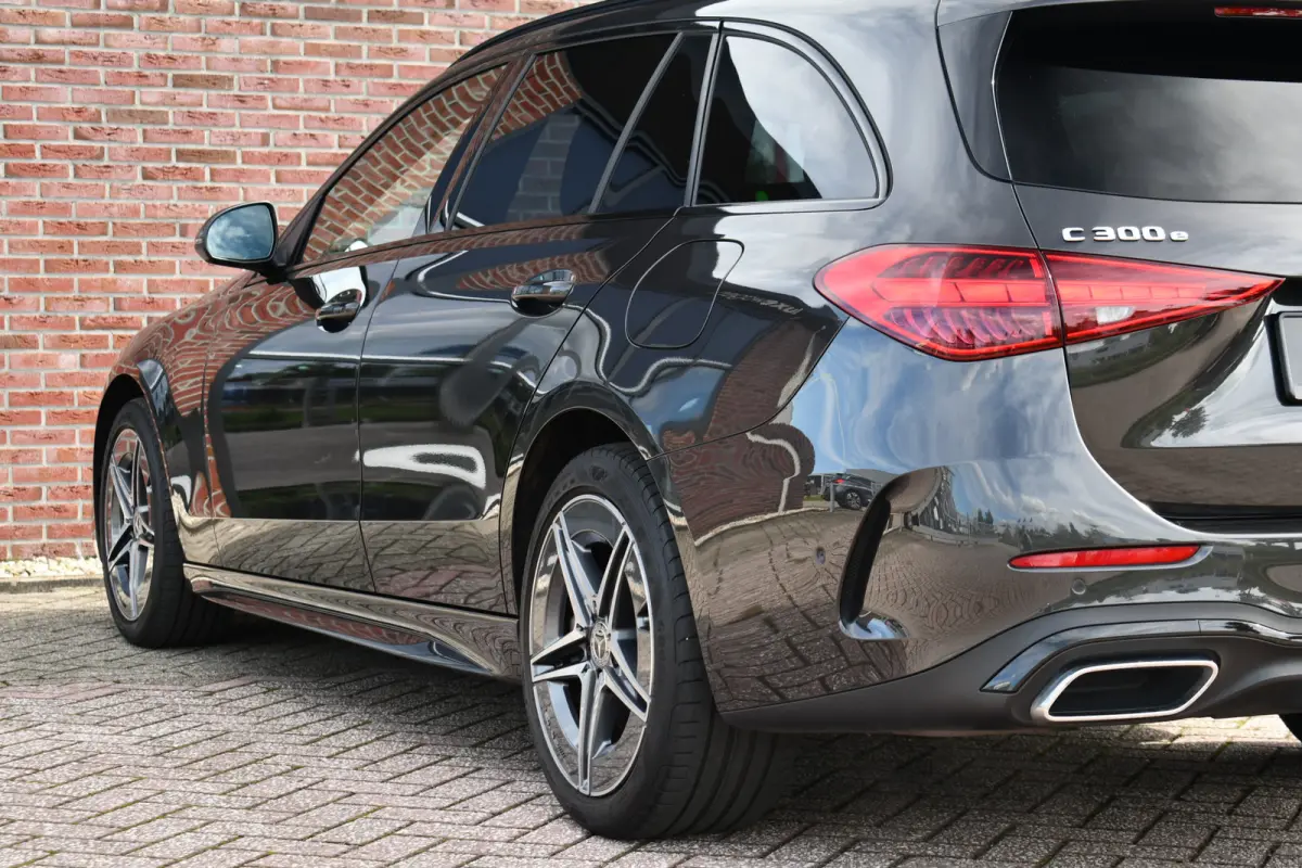 300 e AMG Line Distronic Night Leder laser-LED
