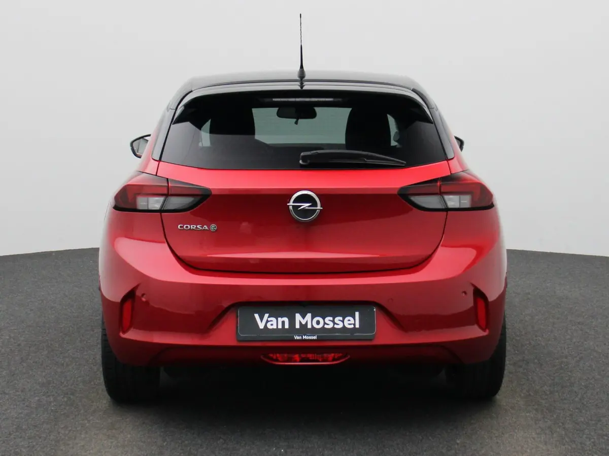 Corsa-e Auto e-Elegance | 31.000km | 99% SOH | 3 Fase | Navigatie |