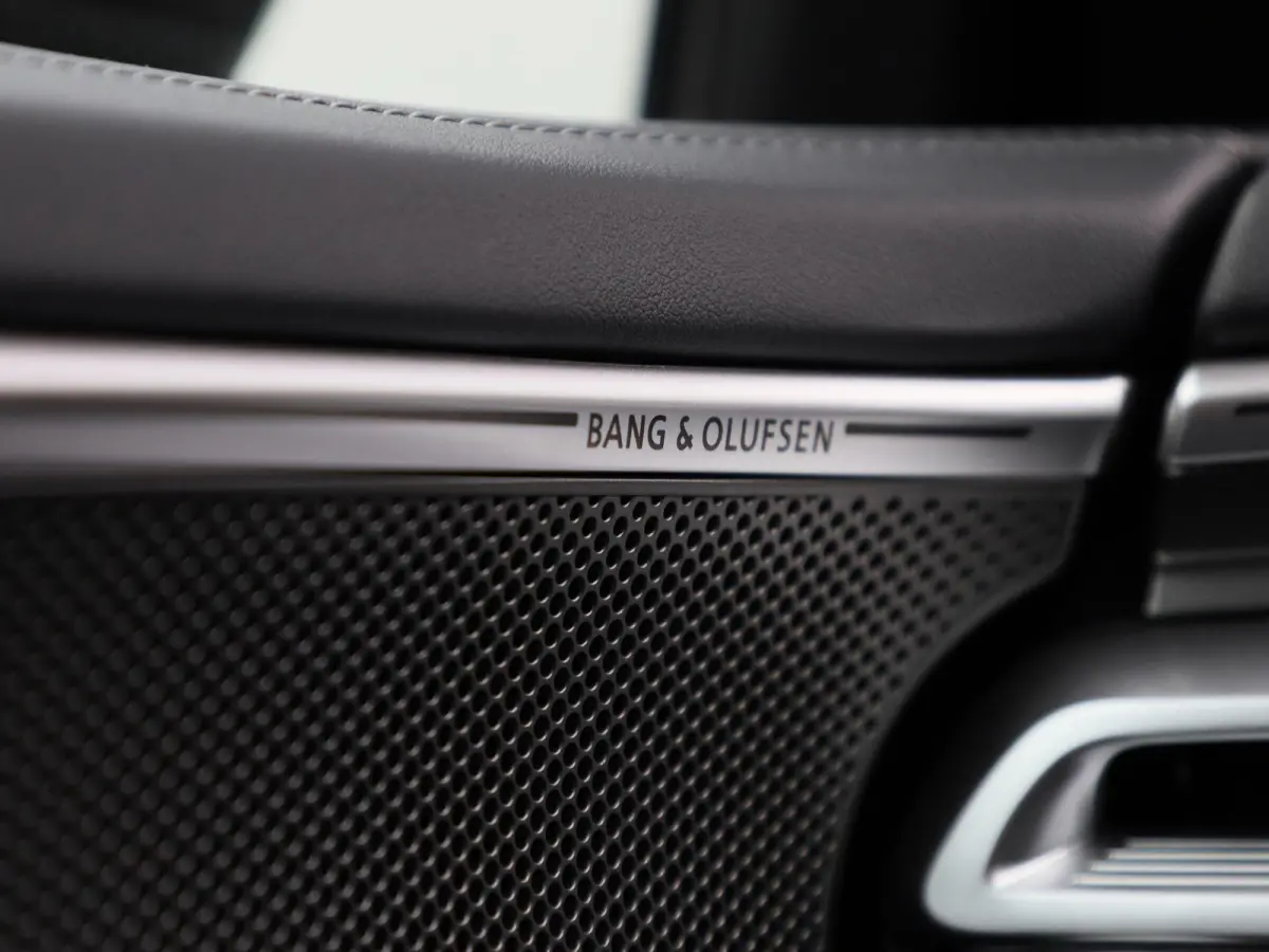 2.0 e-hybrid quattro S edition 299 PK | Luchtvering | Panoramadak | Bang & Olufsen |  Bijrijdersscherm | Stuurverwarming | Trekhaak |
