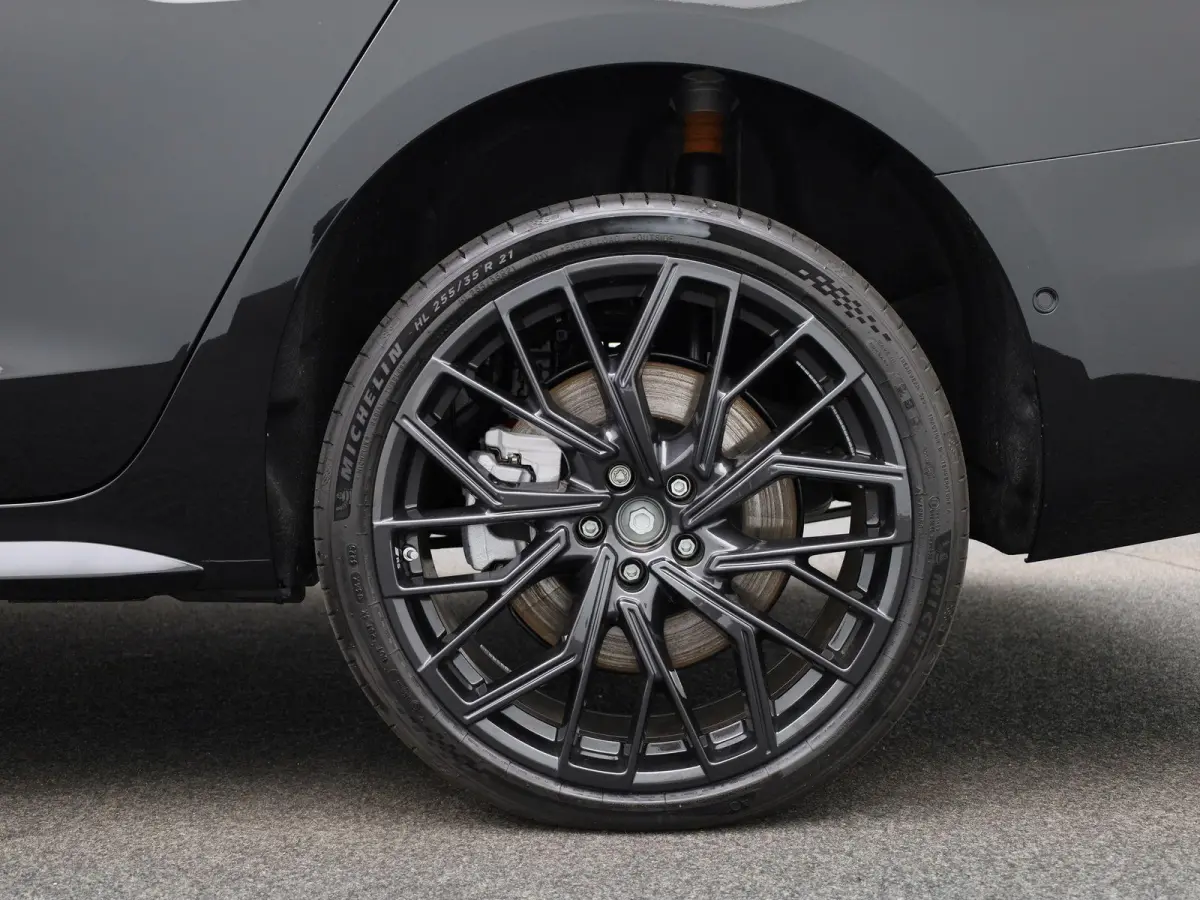 2.0 e-hybrid quattro S edition 299 PK | Luchtvering | Panoramadak | Bang & Olufsen |  Bijrijdersscherm | Stuurverwarming | Trekhaak |