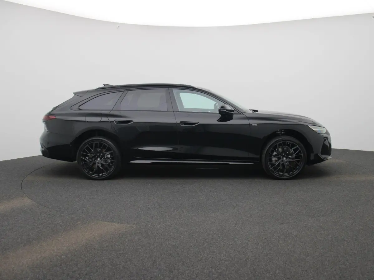 2.0 e-hybrid quattro S edition 299 PK | Luchtvering | Panoramadak | Bang & Olufsen |  Bijrijdersscherm | Stuurverwarming | Trekhaak |