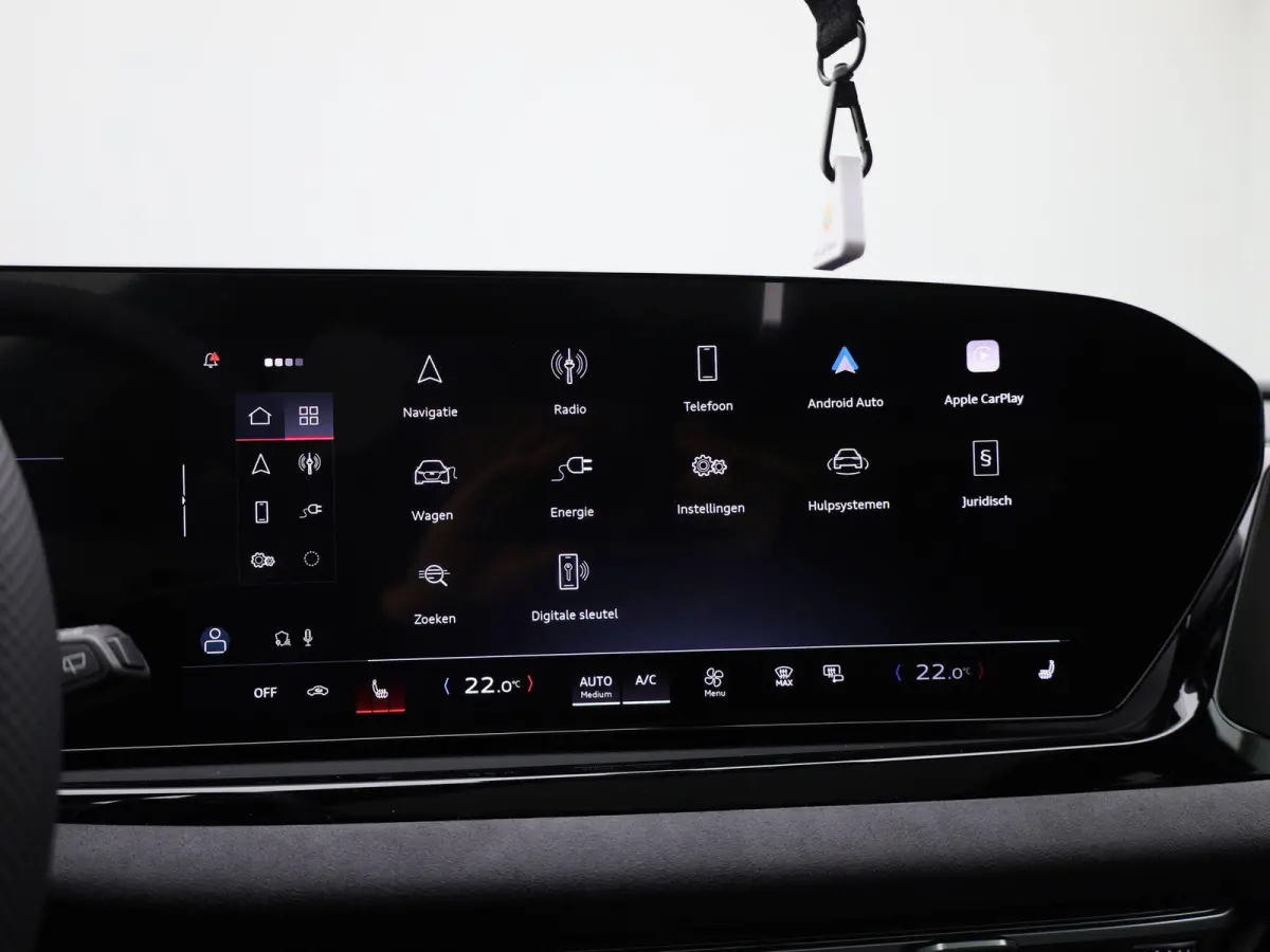 2.0 e-hybrid quattro S edition 299 PK | Luchtvering | Panoramadak | Bang & Olufsen |  Bijrijdersscherm | Stuurverwarming | Trekhaak |