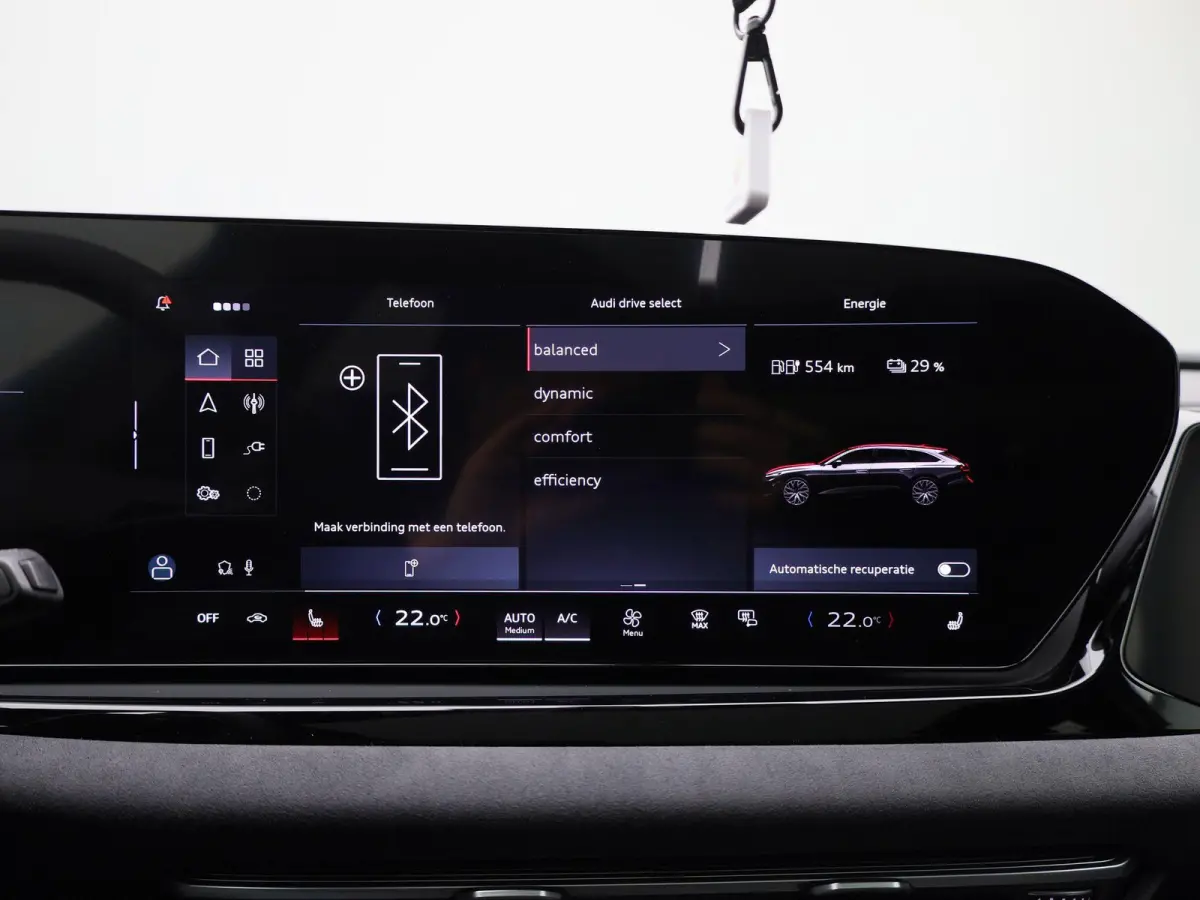 2.0 e-hybrid quattro S edition 299 PK | Luchtvering | Panoramadak | Bang & Olufsen |  Bijrijdersscherm | Stuurverwarming | Trekhaak |
