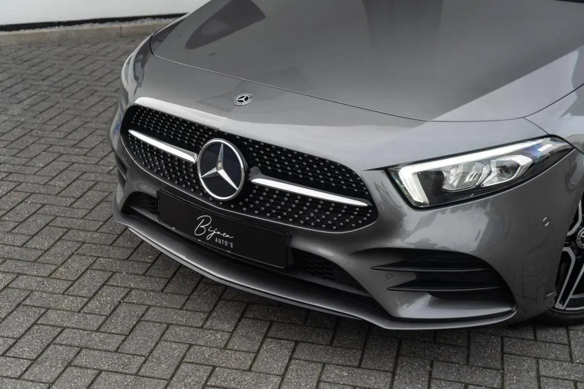 250 e AMG NIGHT PANO / AMBI LED / CARPLAY