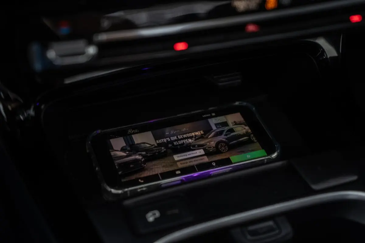 250 e AMG NIGHT PANO / AMBI LED / CARPLAY