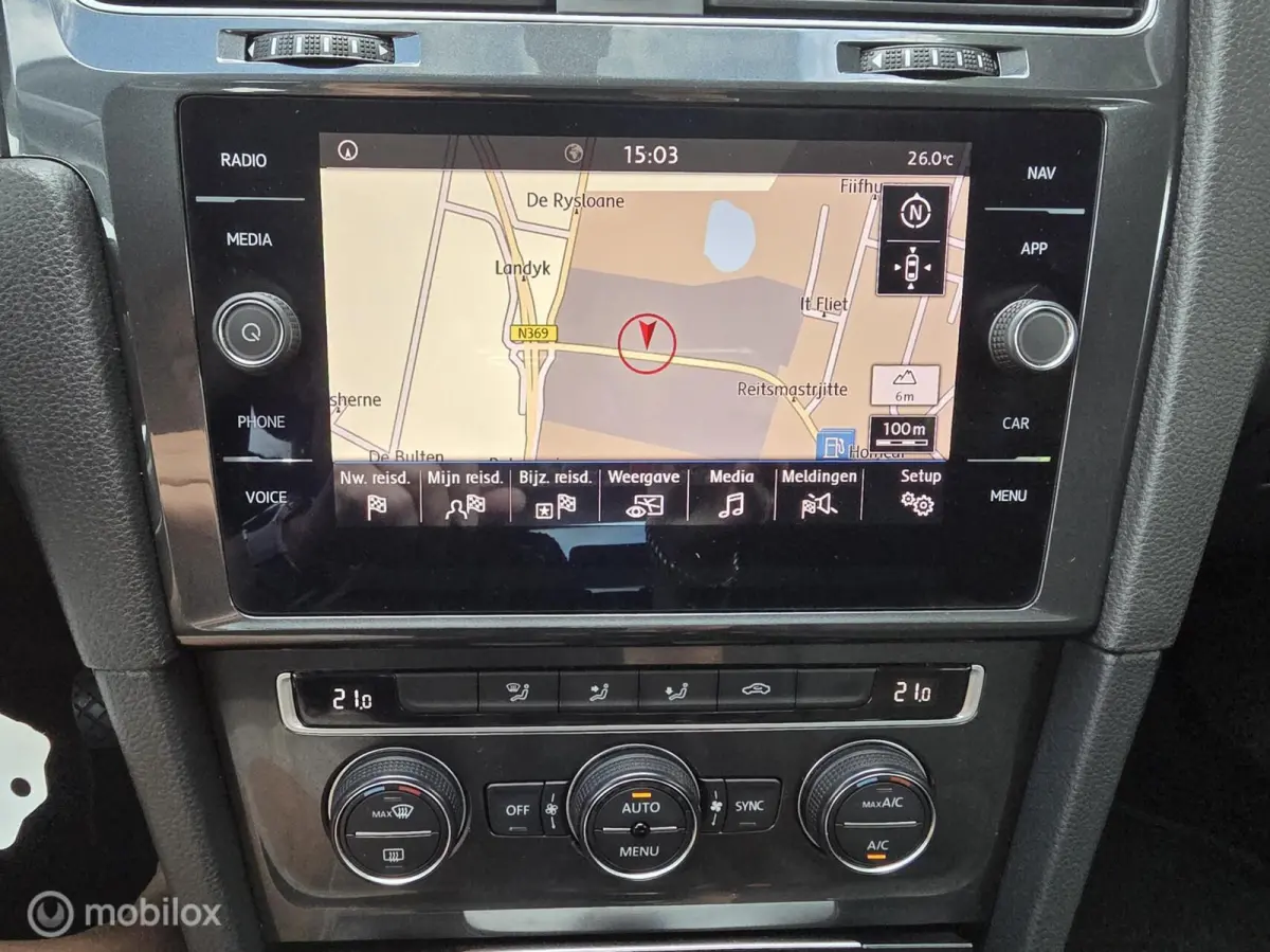 1.0 TSI carplay/clima/navi