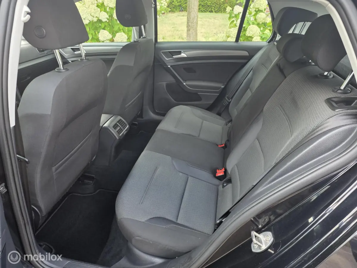 1.0 TSI carplay/clima/navi